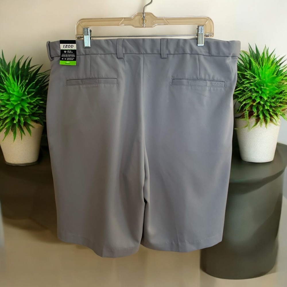 IZOD Golf Shorts ComfortFlex Waistband UPF 50 Sun Control‎ Basix 40 nwt - Picture 2 of 8